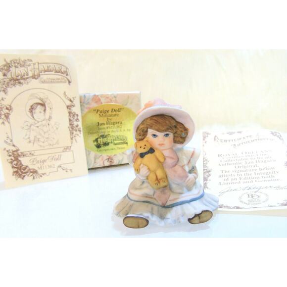 NEW Jan Hagara PAIGE DOLL Miniature Porcelain FIGURINE Holding Teddy Bear In BOX - Picture 6 of 6